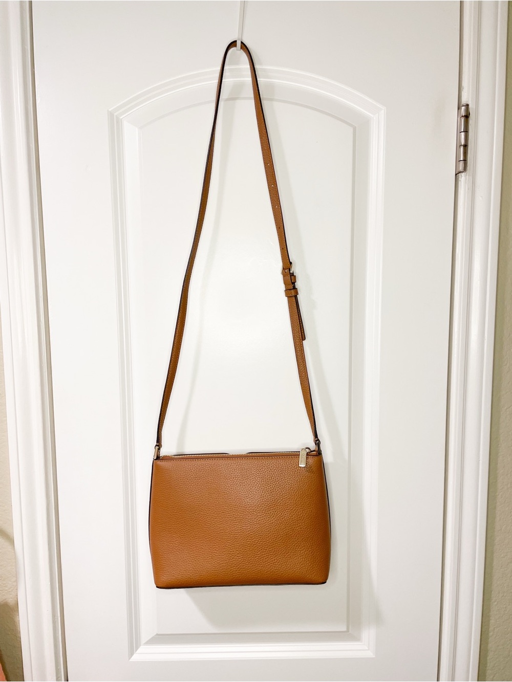 Kate Spade Caramel Crossbody Purse - Picture 2 of 4